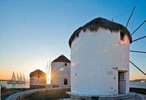 Fondeando en Mykonos (Grecia)